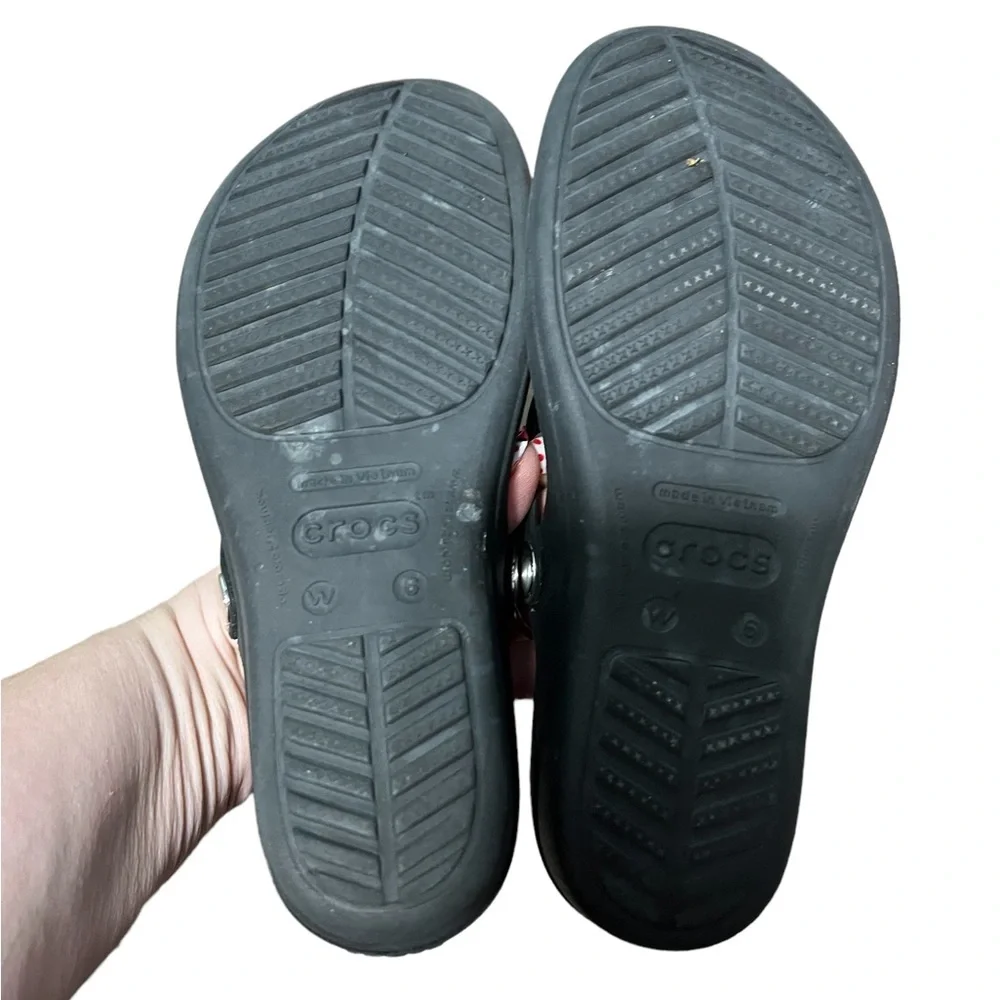 Crocs Black Flip Flop Style Size 6 Woman’s - Picture 2 of 5